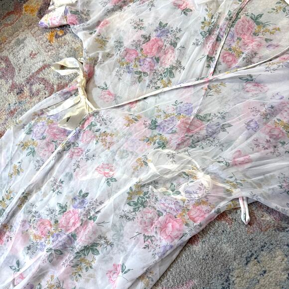 Vintage 80s sheer floral coquette robe - Picture 7 of 9